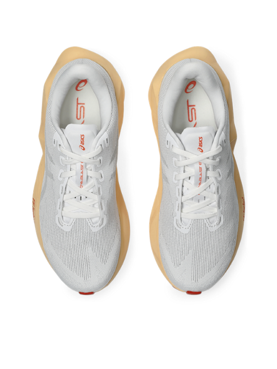 Chaussures ASICS Novablast 6 Femme White Vivid Coral