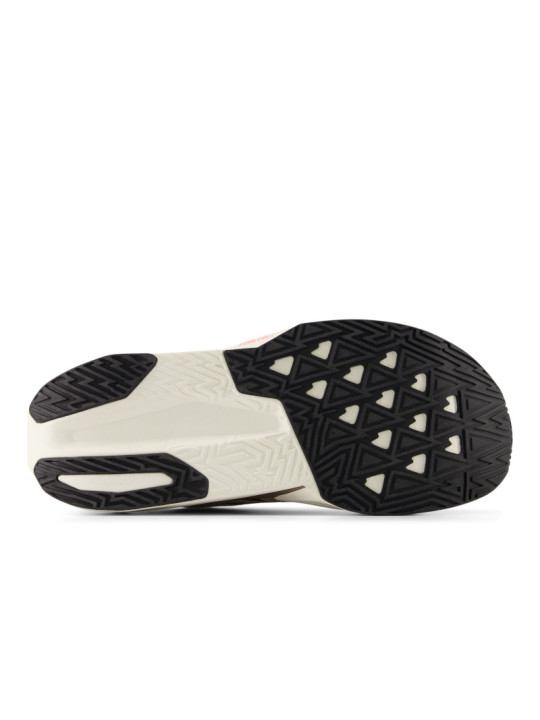 Chaussures Running New Balance FuelCell Rebel v5 Homme Beige